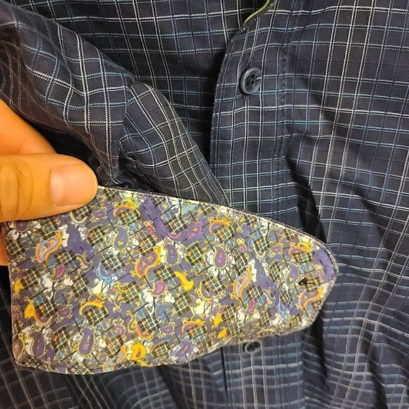 Robert Graham Blue Long Sleeve w/Flip Cuff on Size XS - Like new! - Picture 2 of 4